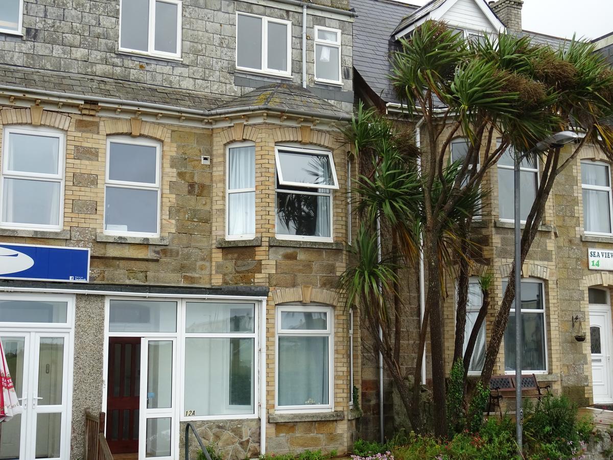 Hotel Ocean Breeze New Quay Exterior foto