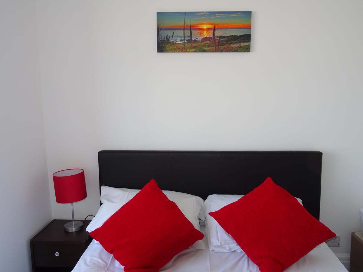 Hotel Ocean Breeze New Quay Habitación foto